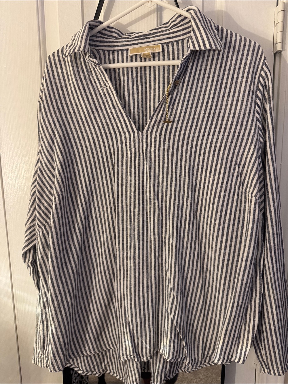 Michael Kors Men's Blue & White Vertical Stripe Button-Down Shirt